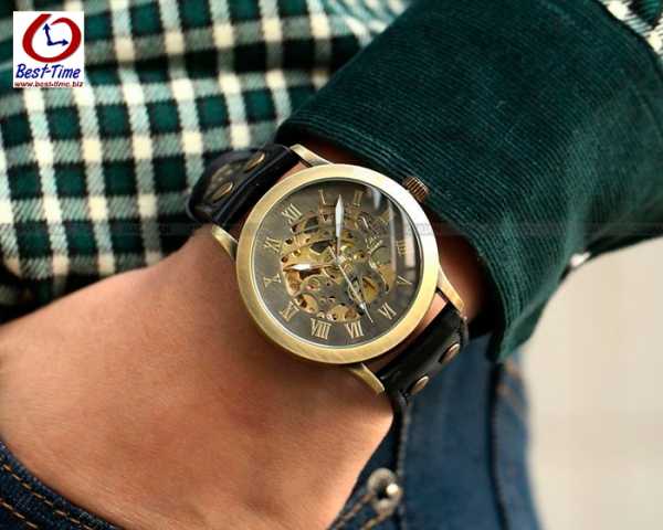 Как должны сидеть на руке часы с металлическим браслетом